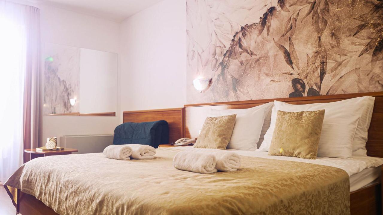Hotel Villa Letan Фажана Екстер'єр фото