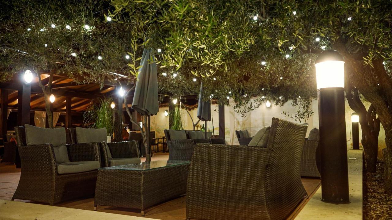 Hotel Villa Letan Фажана Екстер'єр фото